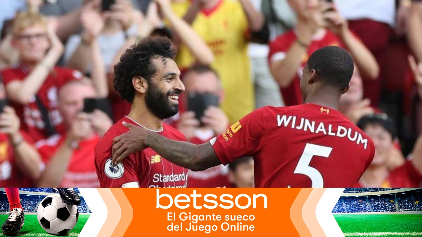 Mohamed Salah y Georgino Wijnaldum, durante un partido con el Liverpool