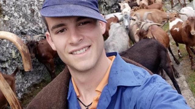 El joven cabrero leonés Edilberto Rodríguez