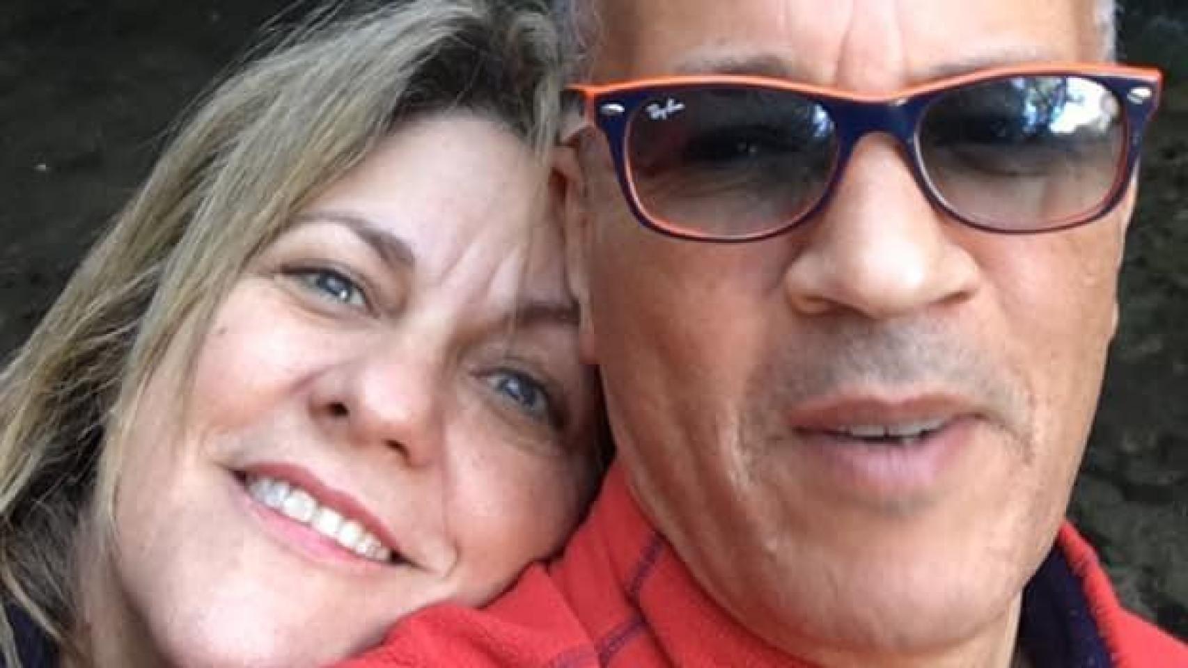 La exministra María Antonia Trujillo con su pareja.