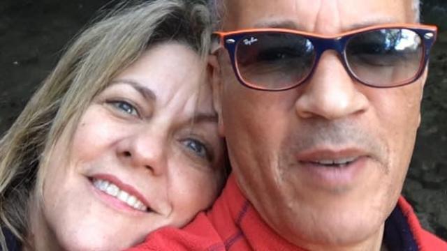 La exministra María Antonia Trujillo con su pareja.