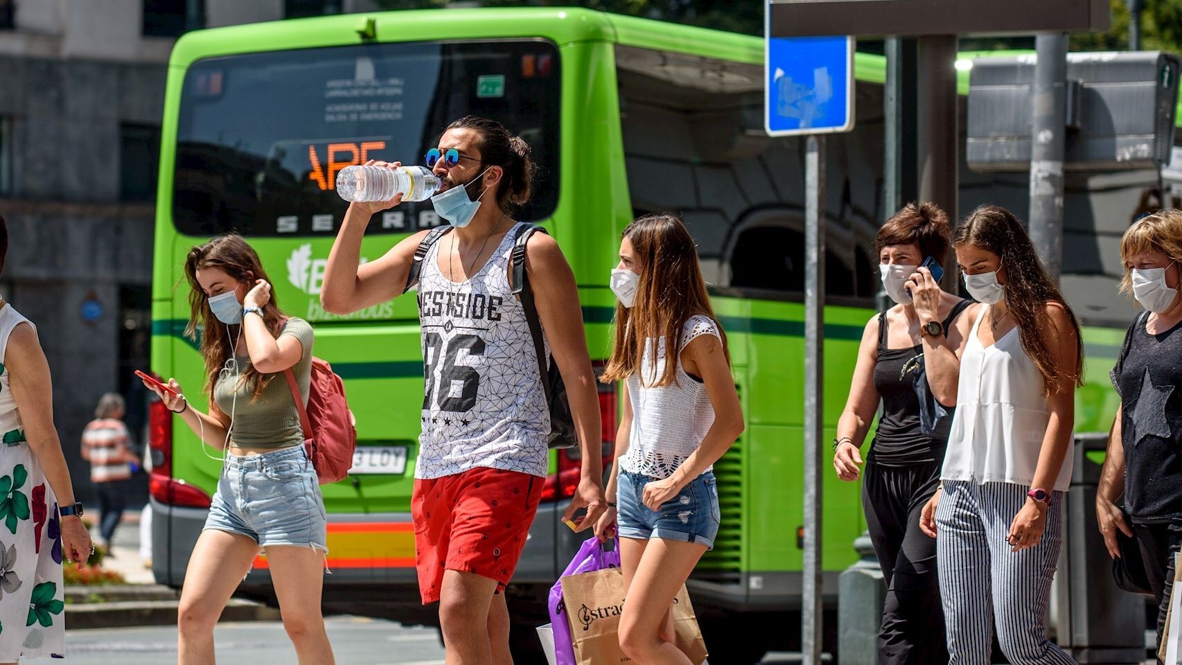 Ola de calor y alerta roja en País Vasco. EFE/ Javier Zorrilla