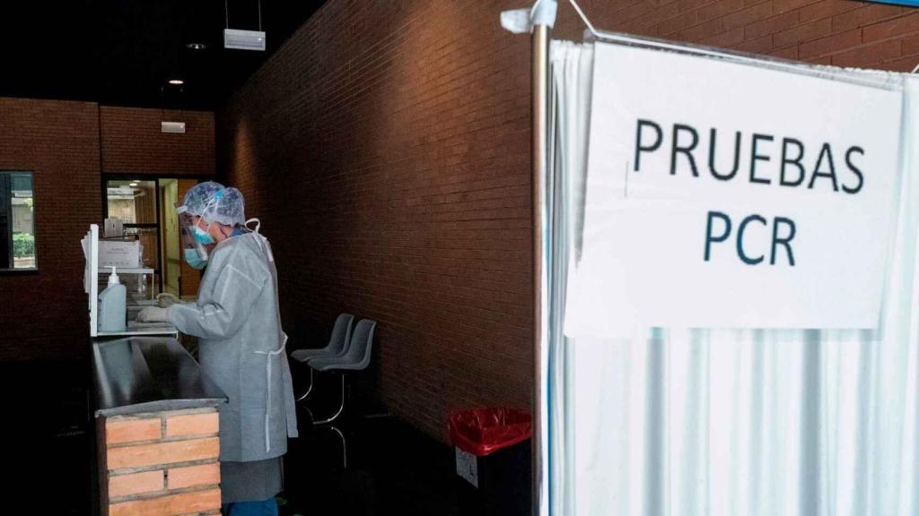 Una zona habilitada en un centro sanitario de Zaragoza para la realización de pruebas PCR.
