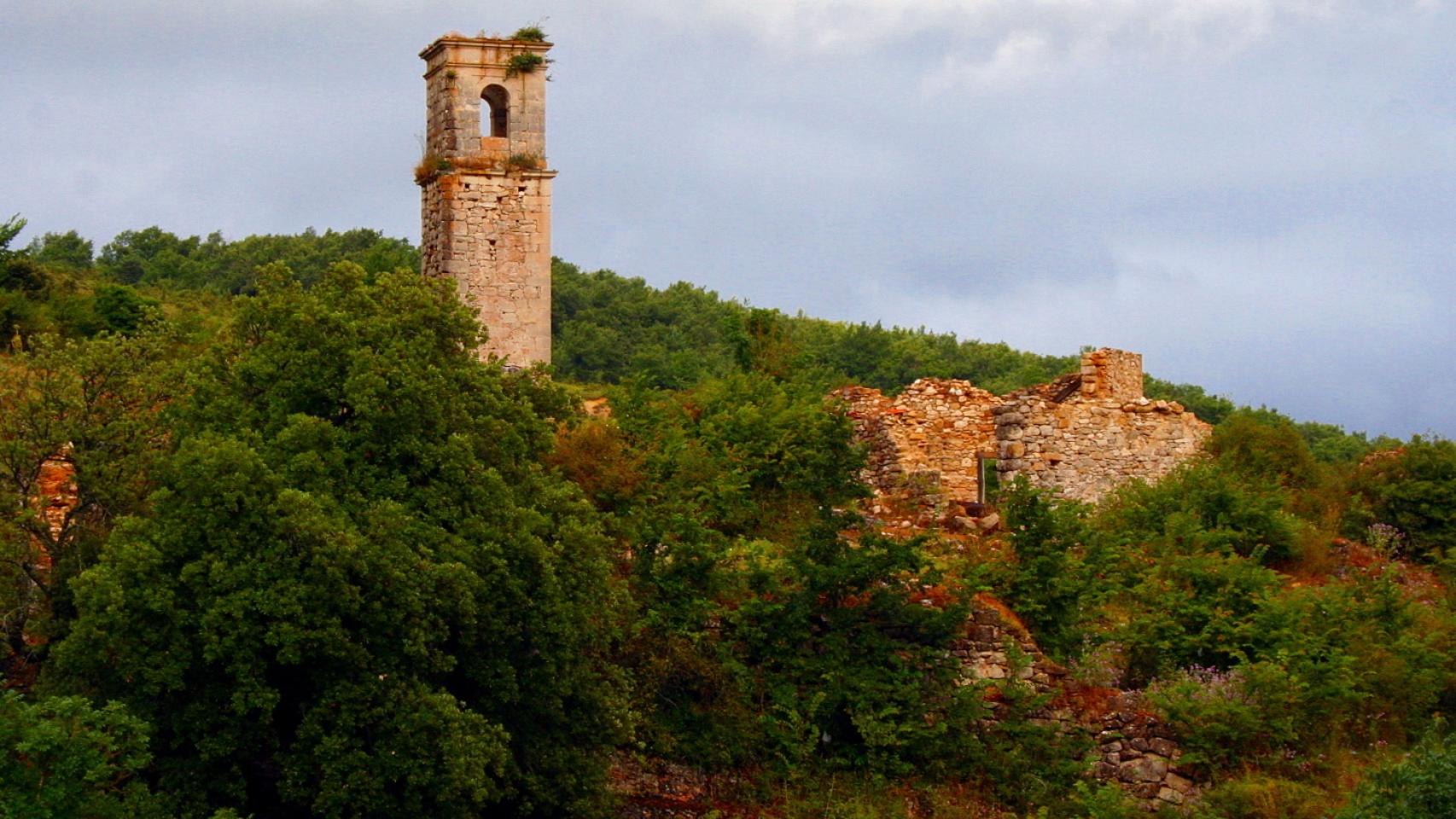 7 pueblos fantasma de España para visitar en verano