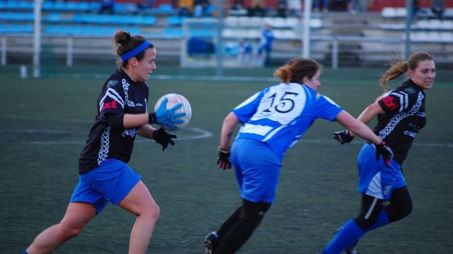 El protocolo gallego para el fútbol no permite el contacto en los entrenamientos