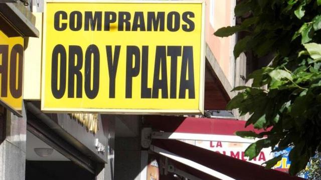 Negocio de compraventa de oro.