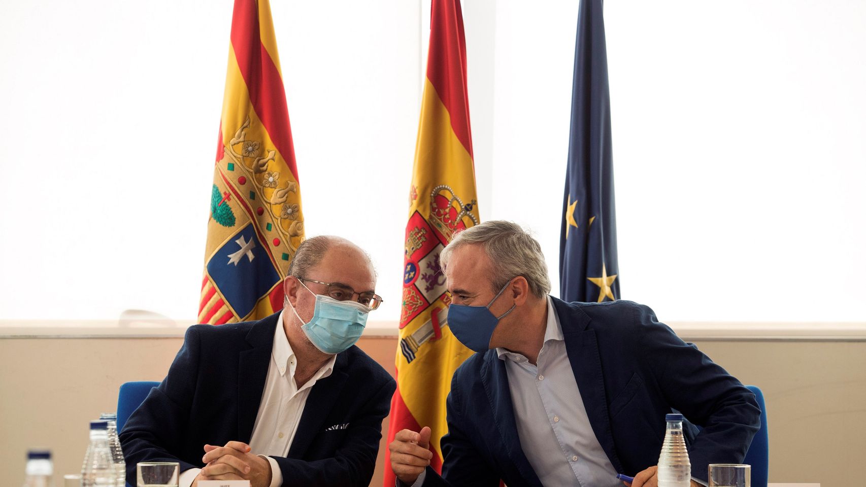 El Presidente de Aragón, Javier Lambán (izquierda) y el alcalde de Zaragoza, Jorge Azcón, reunidos este viernes.