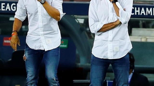 Eder Sarabia y Quique Setién, en el partido frente al Nápoles