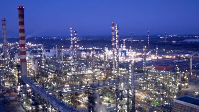 La planta petroquímica de Repsol en Puertollano (Cuenca), industria puntera en España