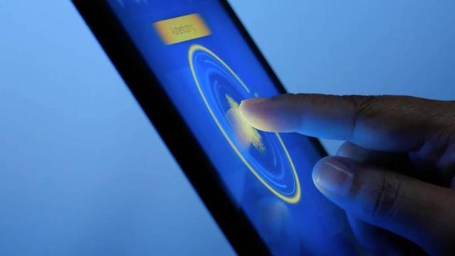 Convertir el lector de huellas en cámara: lo han hecho en un Xiaomi Mi 9T