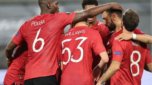Piña de los jugadores del Manchester United en la Europa League