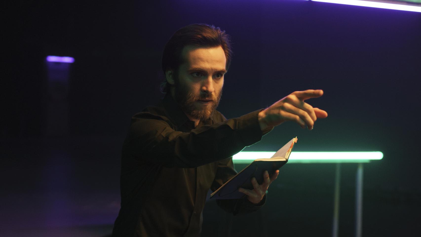 Ricardo Gómez en Mammon.