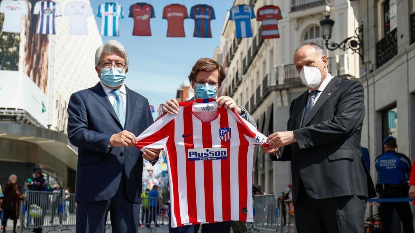 Enrique Cerezo, Martínez-Almeida y Javier Tebas