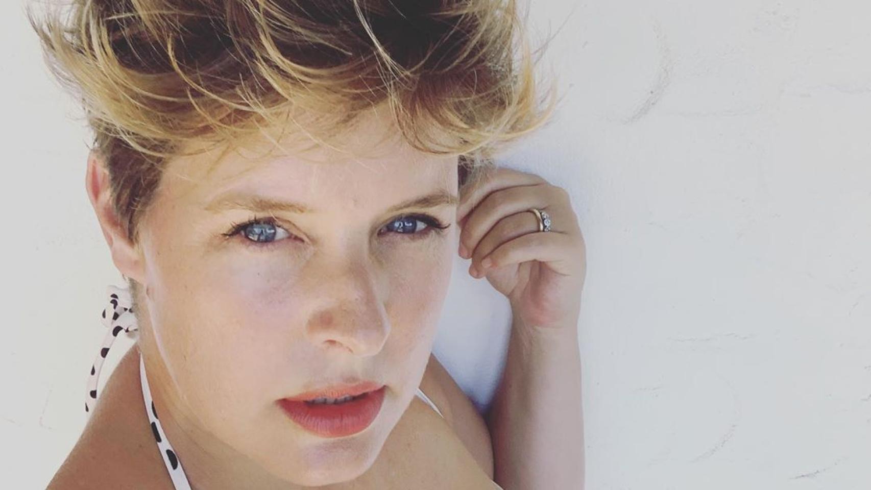 Imágenes del día: lluvia de críticas a Tania Llasera por lo que se ve en su última publicación