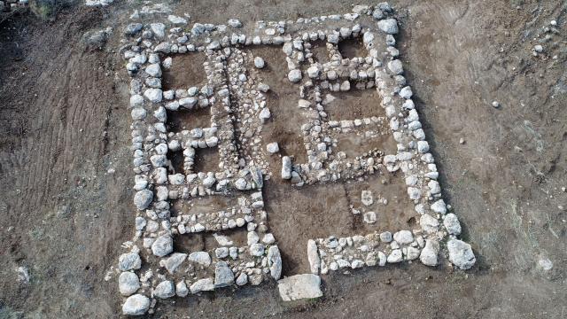 restos de un fuerte canaanita de hace 3.200 años.