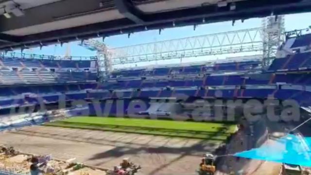 El césped vuelve al estadio Santiago Bernabéu