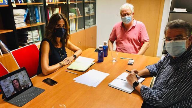 FOTO: Reunión entre el PP y el Colegio de Enfermería.