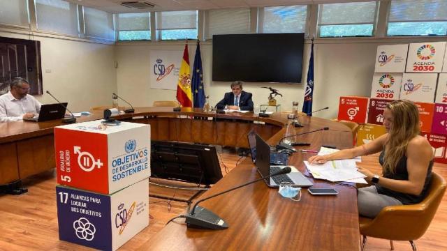 Joaquín de Arístegui durante una reunión en el CSD