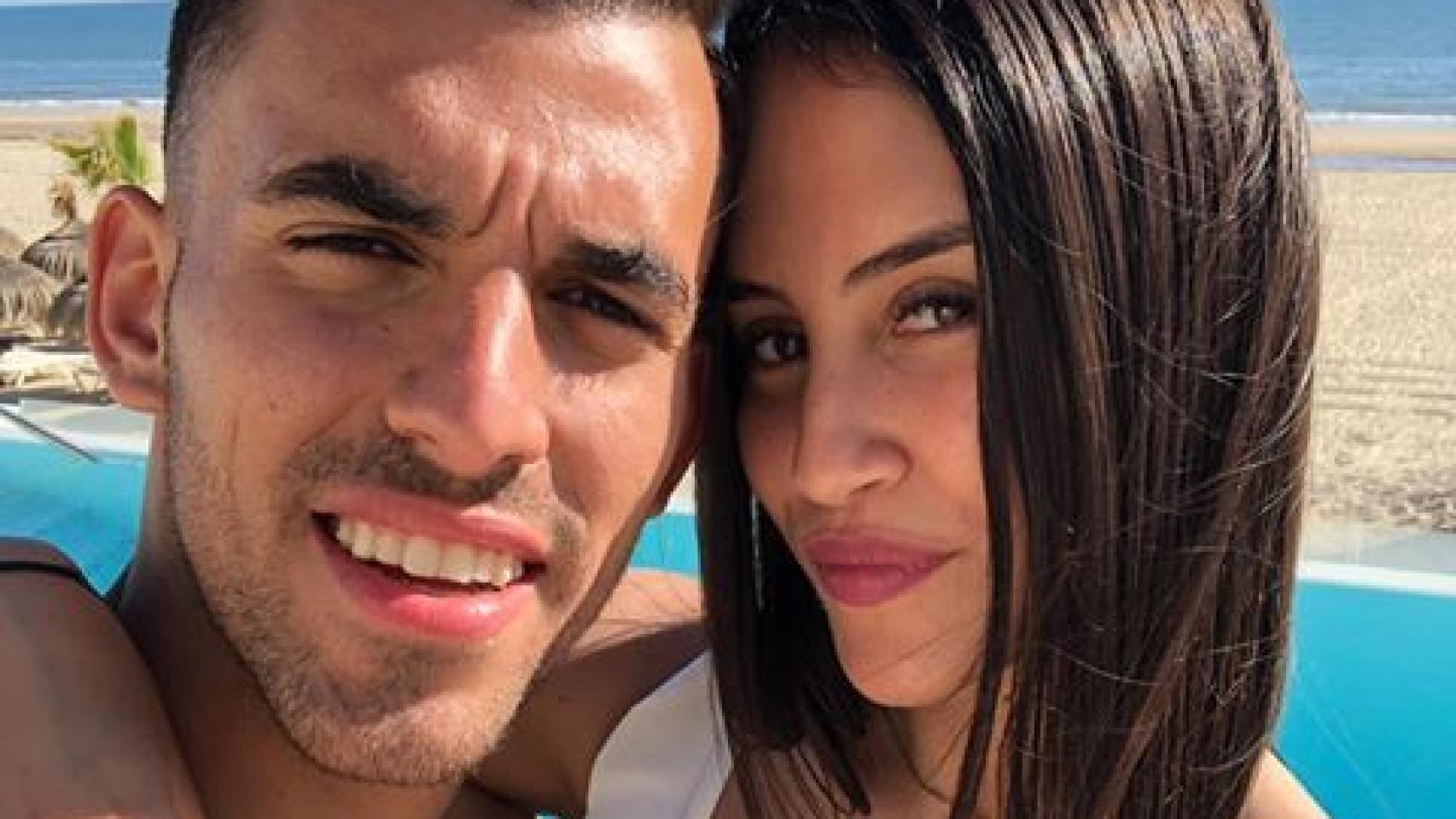 Dani Ceballos y su novia María Sánchez. Foto: Instagram (@mariasandm)