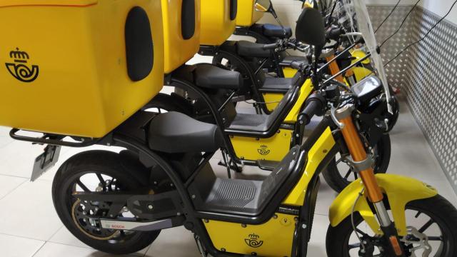 Varias de las motocicletas incorporadas al servicio de A Coruña.