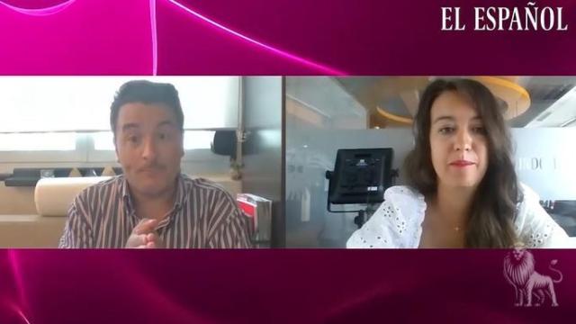 Jesús Carmona y Cristina Rodrigo durante la grabación del 'Kiosco rosa'.