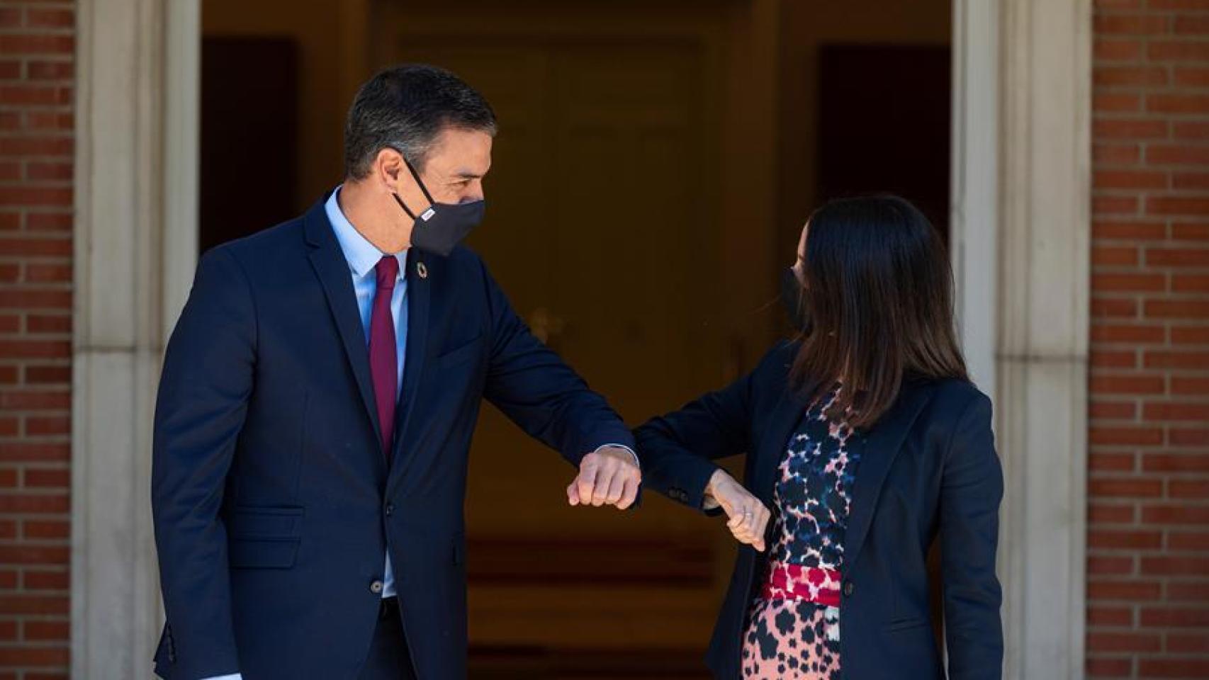 El presidente del Gobierno, Pedro Sánchez, y la líder de Cs, Inés Arrimadas.