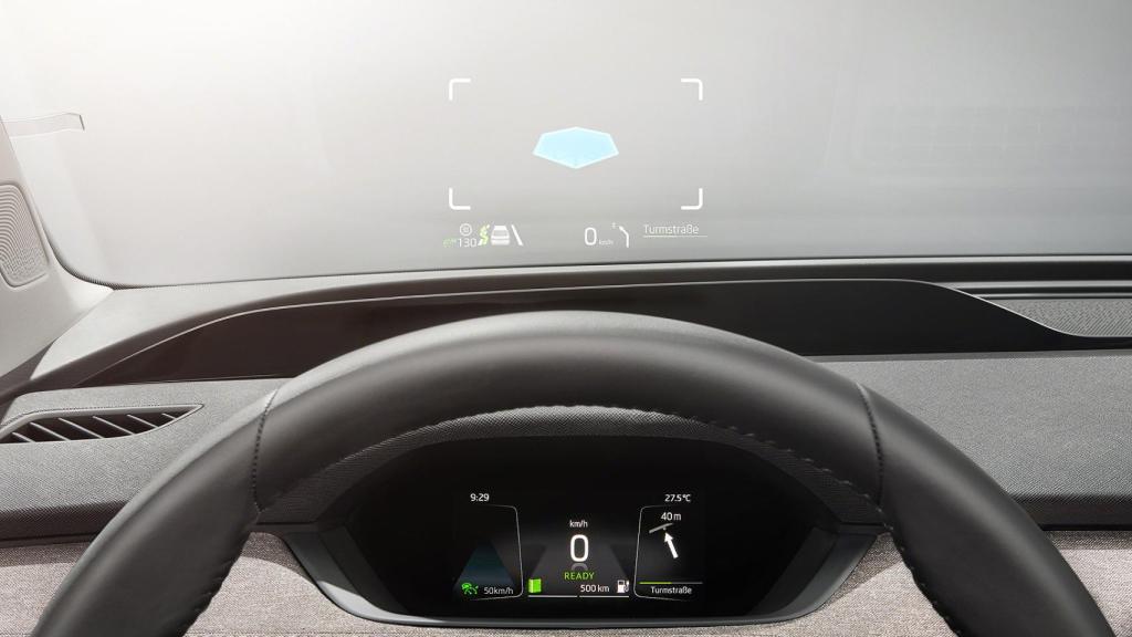 El cuadro de instrumentos presenta un tamaño contenido.