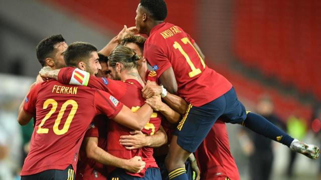 España celebra un gol
