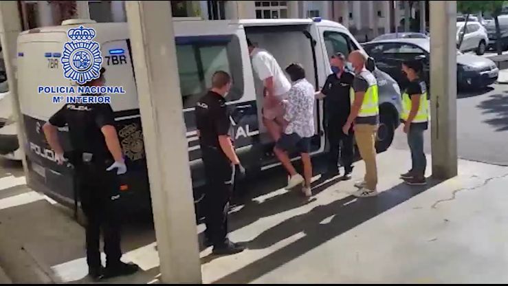 Los jóvenes franceses en el momento de su detención.