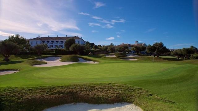 Imagen del campo de golf que se encuentra en el interior de Finca Cortesin.