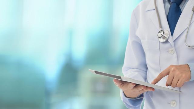 IOMED capta dos millones para seguir transformando las historias clínicas electrónicas