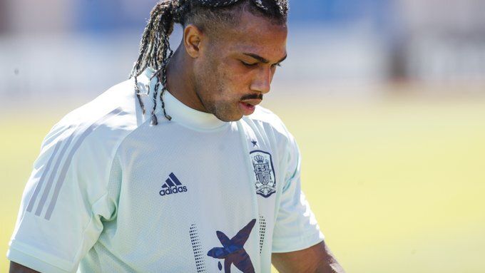 Traoré abandona la concentración de la Selección al no tener la PCR negativa