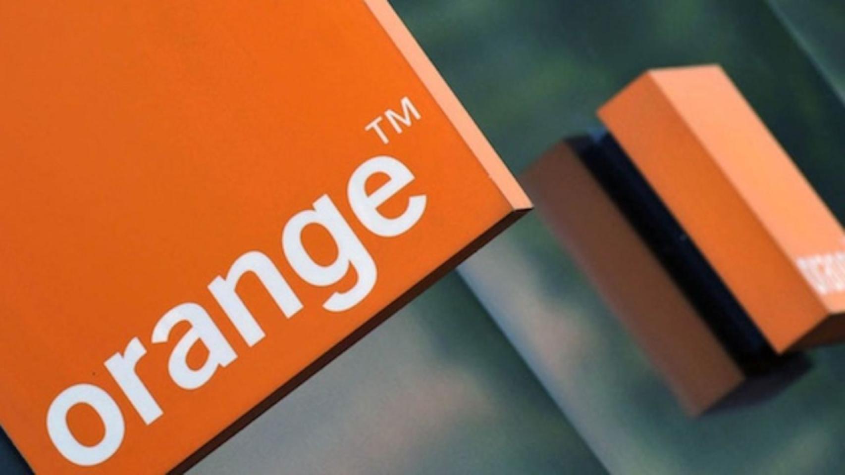 Rótulo de Orange en una de sus tiendas.
