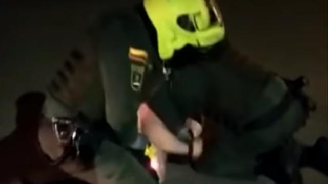 Imágenes de la brutalidad policial contra Javier Ordóñez.