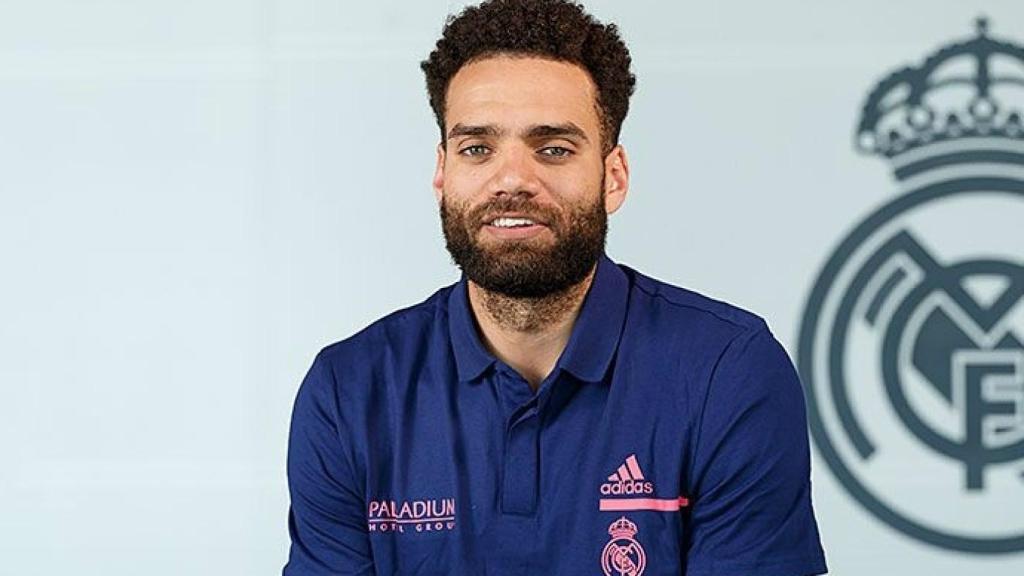 Taylor durante una entrevista para Realmadrid TV