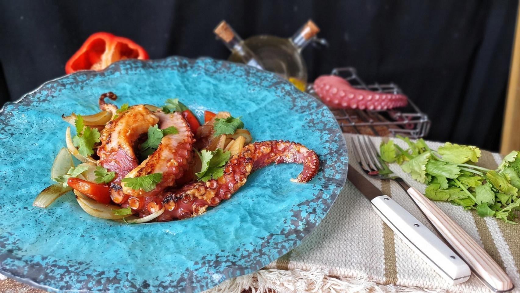 Pulpo con almogrote, receta con aires canarios