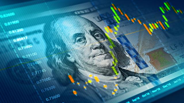 La situación económica actual ha sembrado de dudas la rentabilidad a corto plazo del dólar.