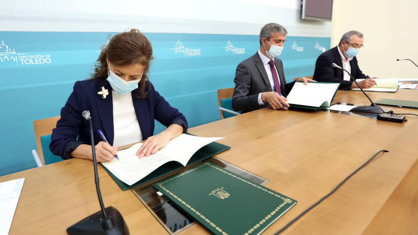 Aurelia Sánchez, Álvaro Gutiérrez y Juan Carlos Santos, de izquierda a derecha (Ó. HUERTAS)