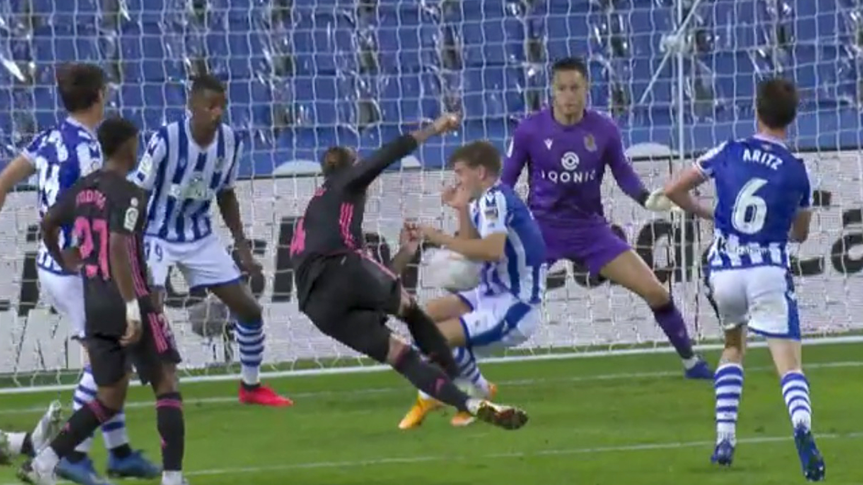 Los jugadores del Real Madrid pidieron mano de Aihen