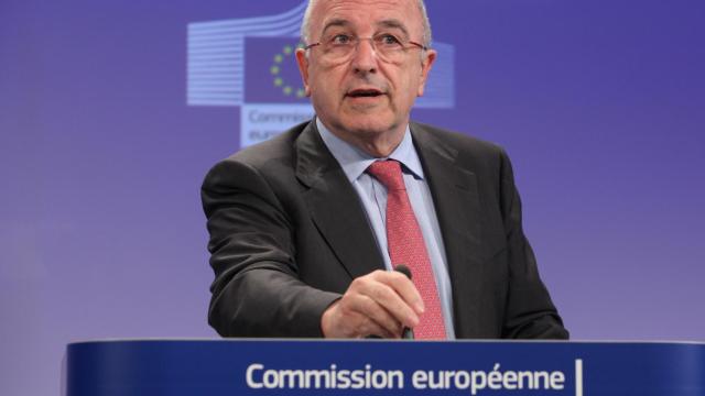 Joaquín Almunia, durante la rueda de prensa en la que anunció las sanciones a los astilleros españoles