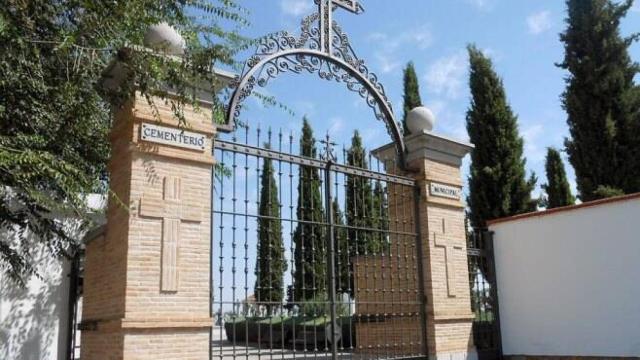 Cementerio de Polán (Foto: Entre piedras y cipreses)