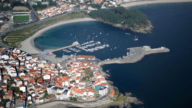 Puerto de Portonovo, donde trasladaron el cuerpo.