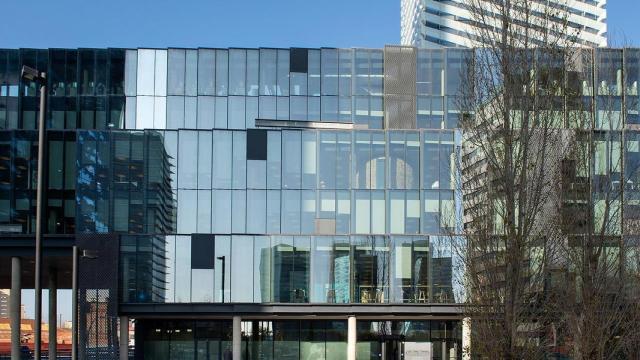 Uno de los dos edificios que ha vendido Colonial.