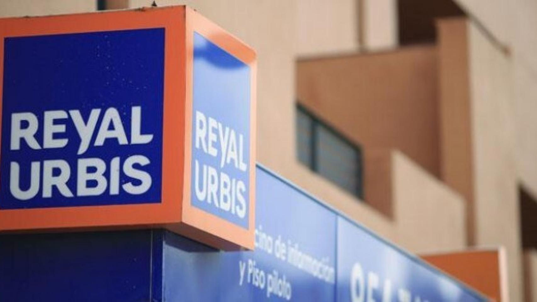 Reyal Urbis.