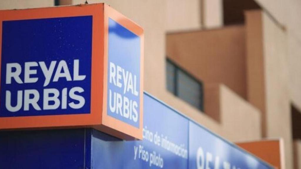 Reyal Urbis.