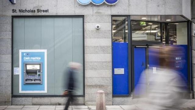 Oficina de TSB en el Reino Unido.