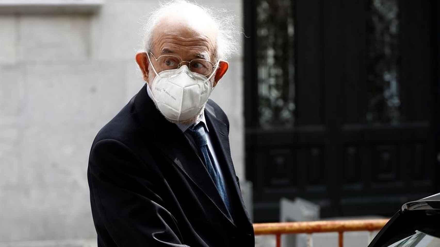 El exmagistrado del TC Fernando Valdés, tras declarar en el Tribunal Supremo el 1 de octubre de 2020/