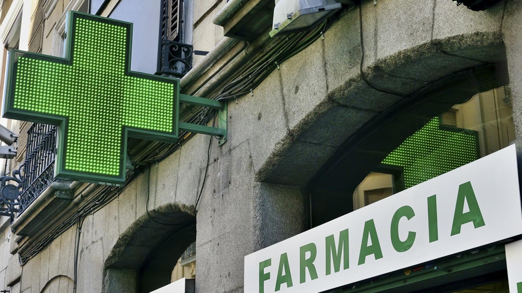 Una farmacia,  en Madrid.