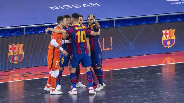 El Barça de fútbol sala celebra un gol en la Champions