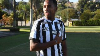 Robinho, con la camiseta del Santos FC