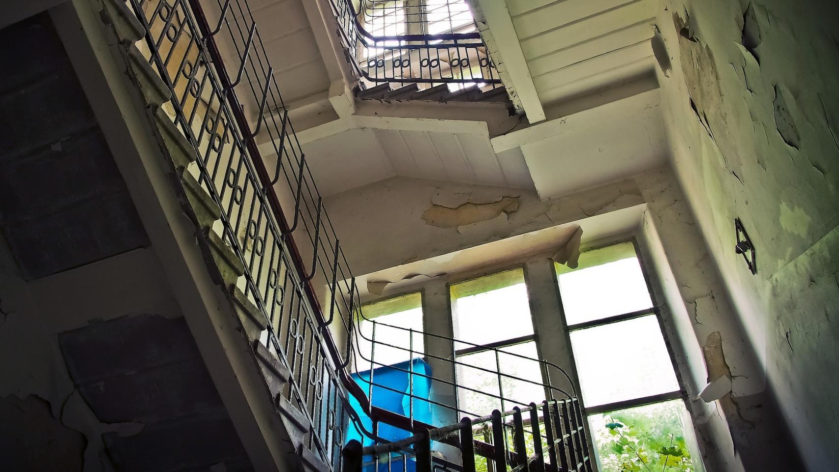 Imagen de archivo de las escaleras de un edificio.